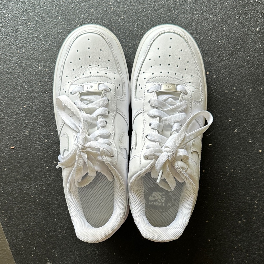 Women’s Nike Air Force 1 Low White Sneakers